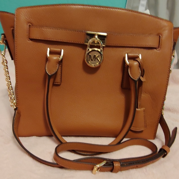 Michael Kors Handbags - Michael Kors Studio Hamilton "Acorn" large satchel
